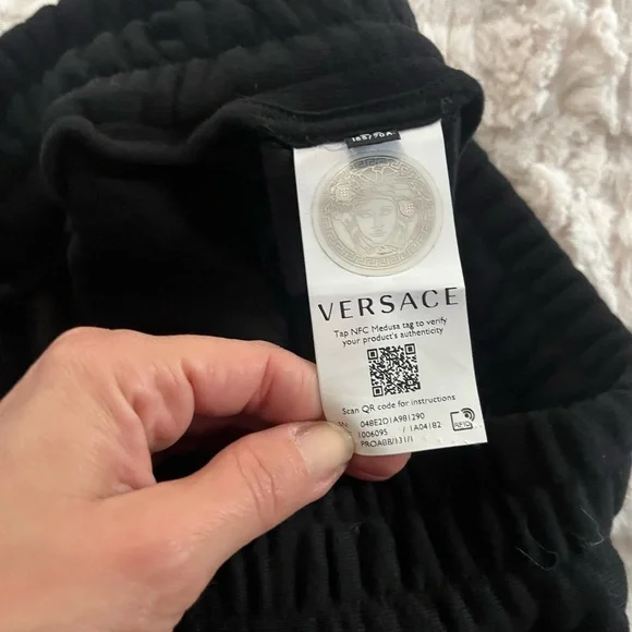Versace La Medusa joggers - Picture 6 of 6